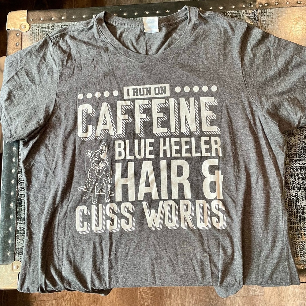 Blue heeler & coffee tshirt. Size XL.